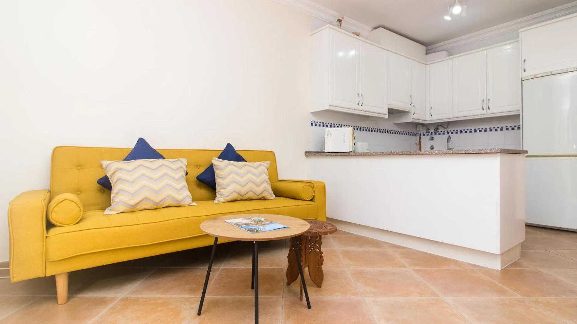 Oura Sunrise III Apartment - Sea View & Oura Beach & Top Location Albufeira