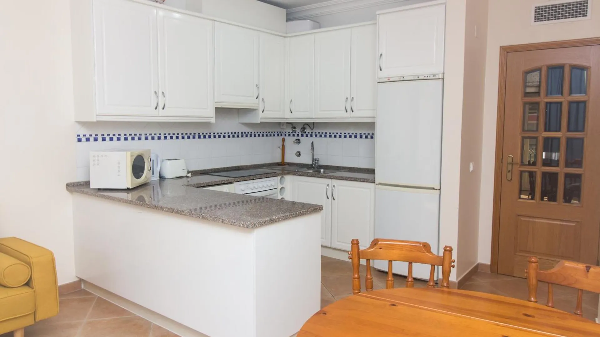 Oura Sunrise III Apartment - Sea View & Oura Beach & Top Location Albufeira