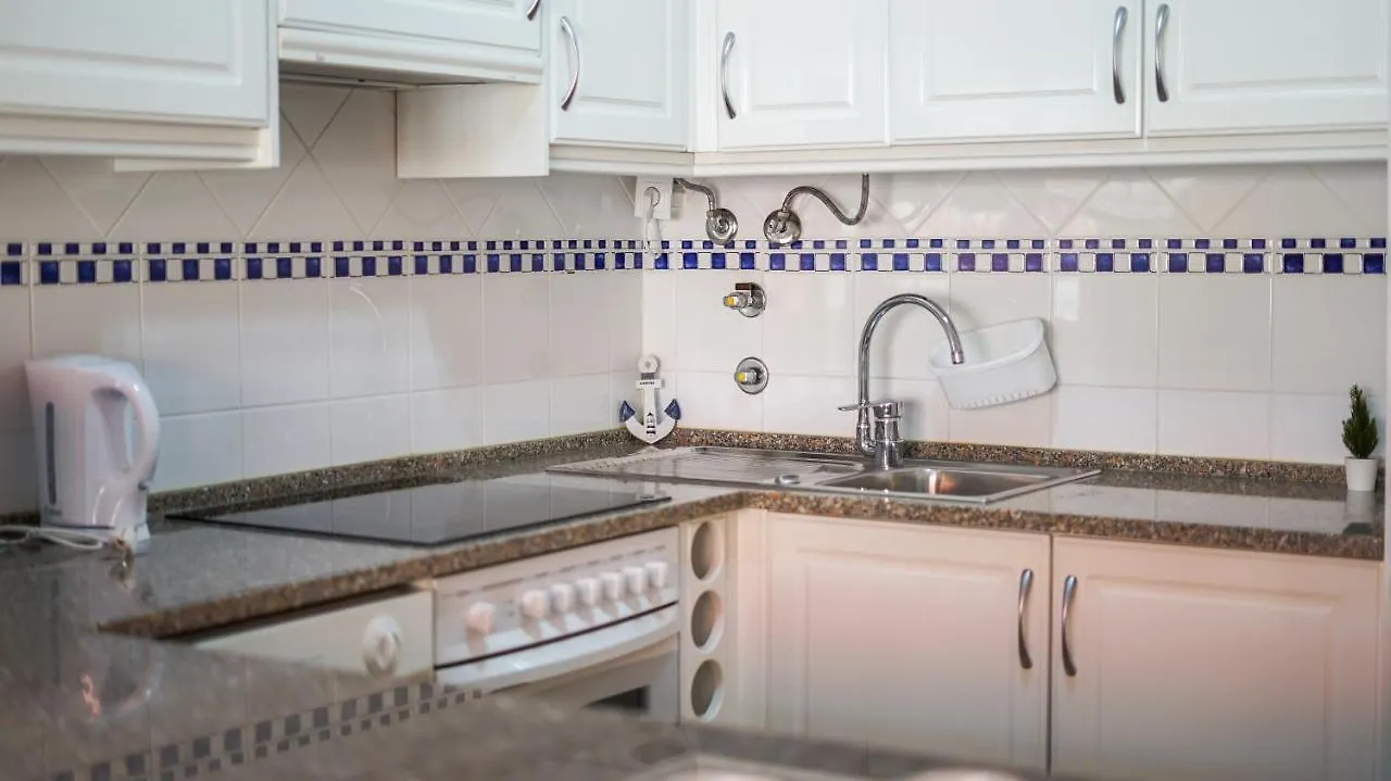 Oura Sunrise III Apartment - Sea View & Oura Beach & Top Location Albufeira