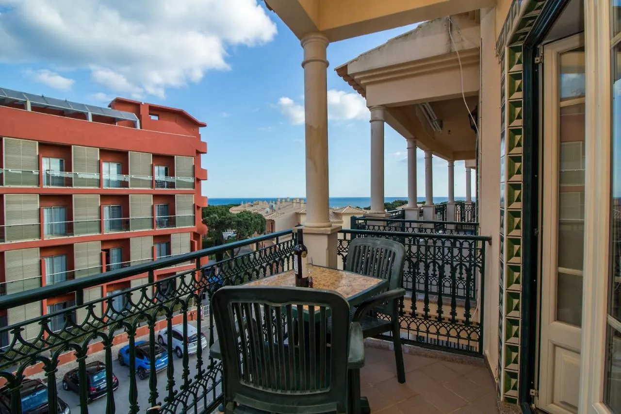 Oura Sunrise III Apartment - Sea View & Oura Beach & Top Location Albufeira