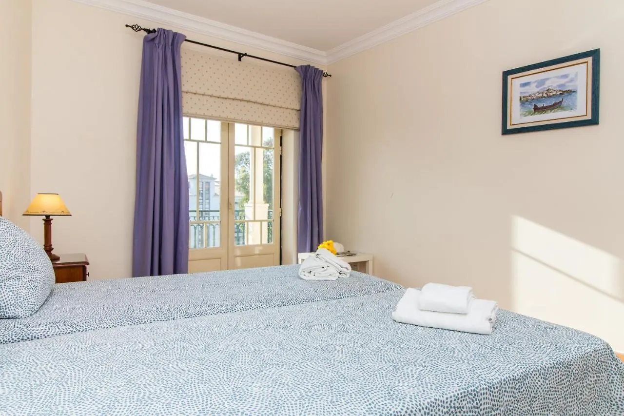 Oura Sunrise III Apartment - Sea View & Oura Beach & Top Location Albufeira