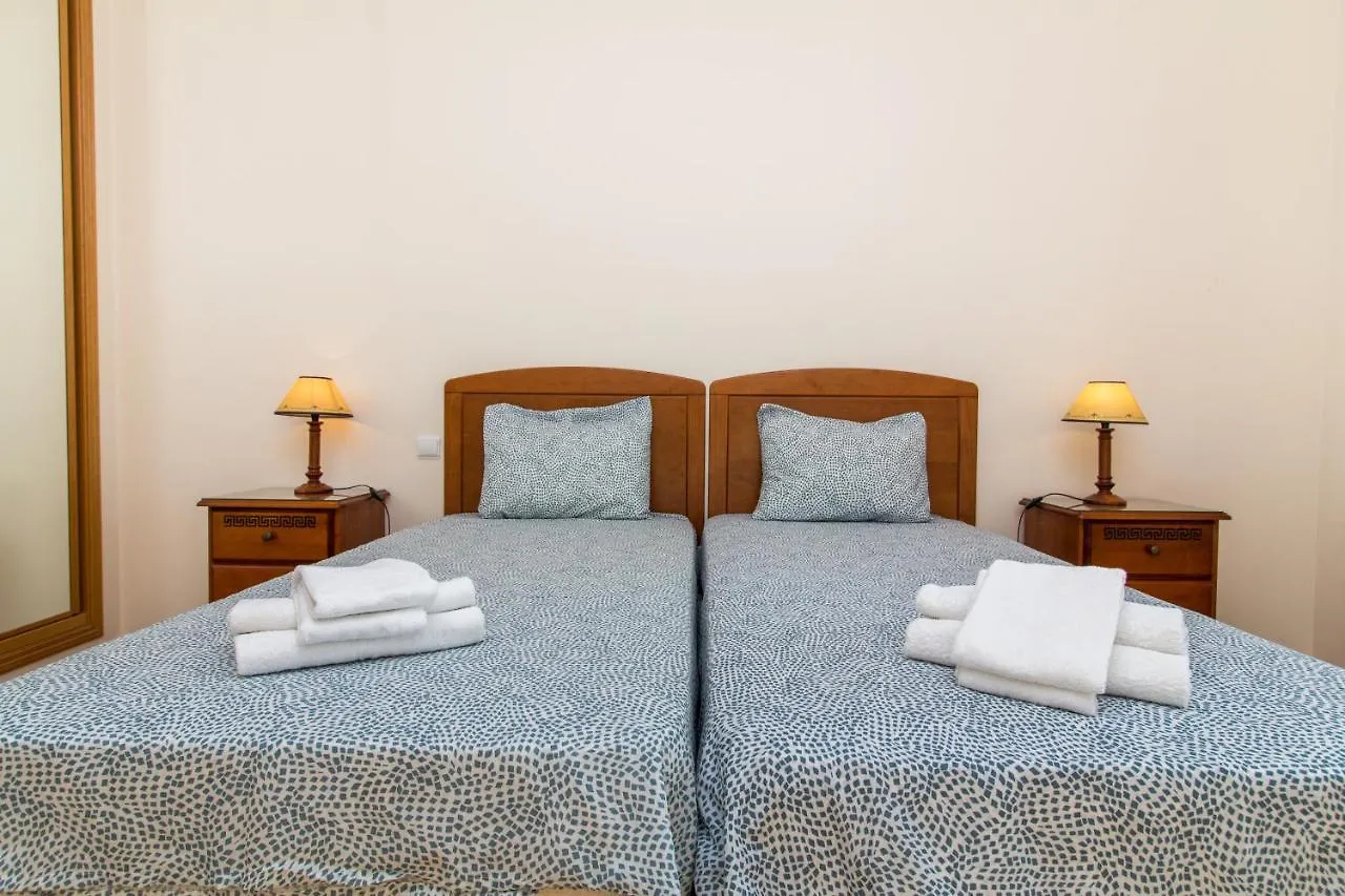 Oura Sunrise III Apartment - Sea View & Oura Beach & Top Location Albufeira