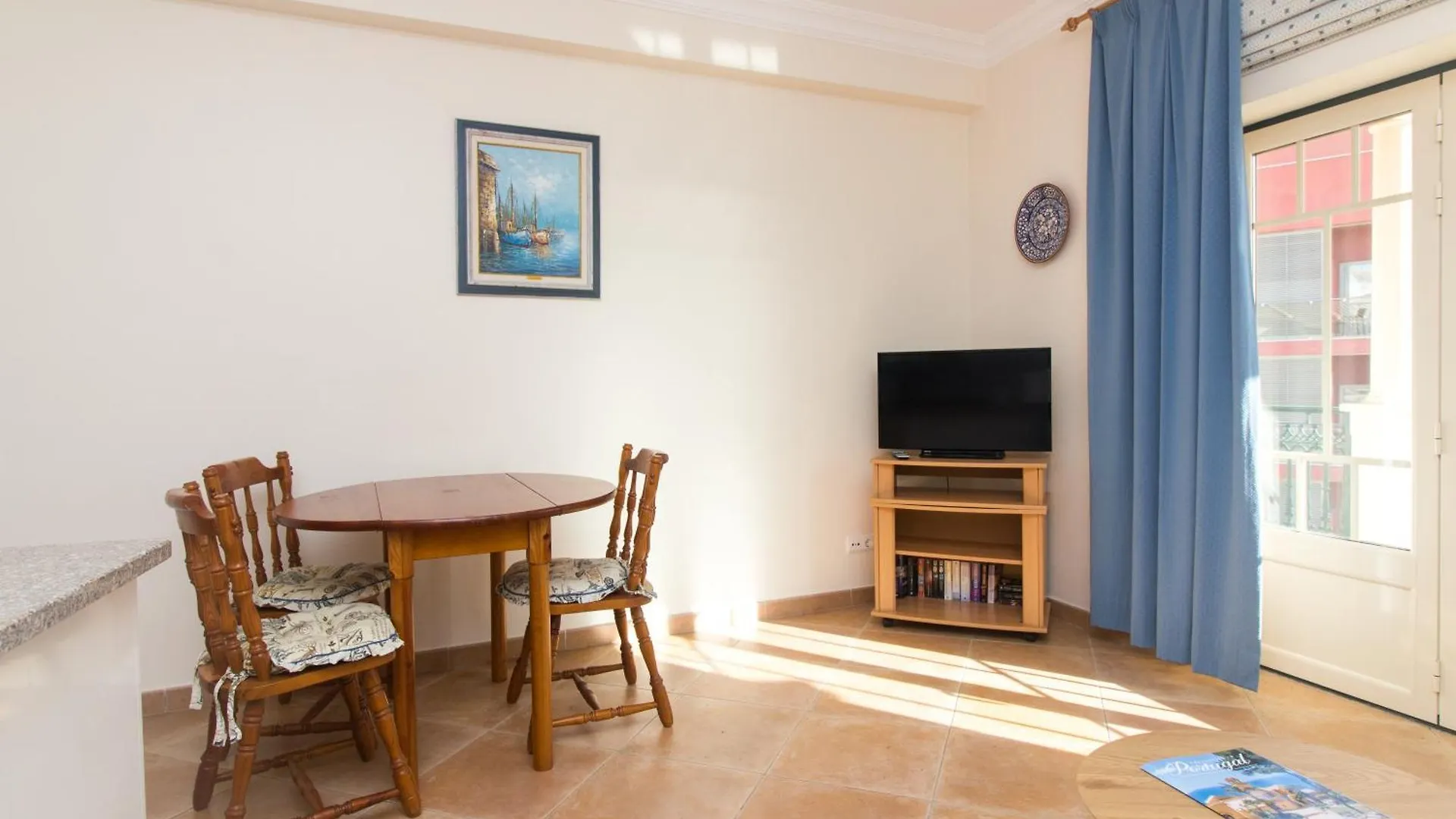 Oura Sunrise III Apartment - Sea View & Oura Beach & Top Location Albufeira