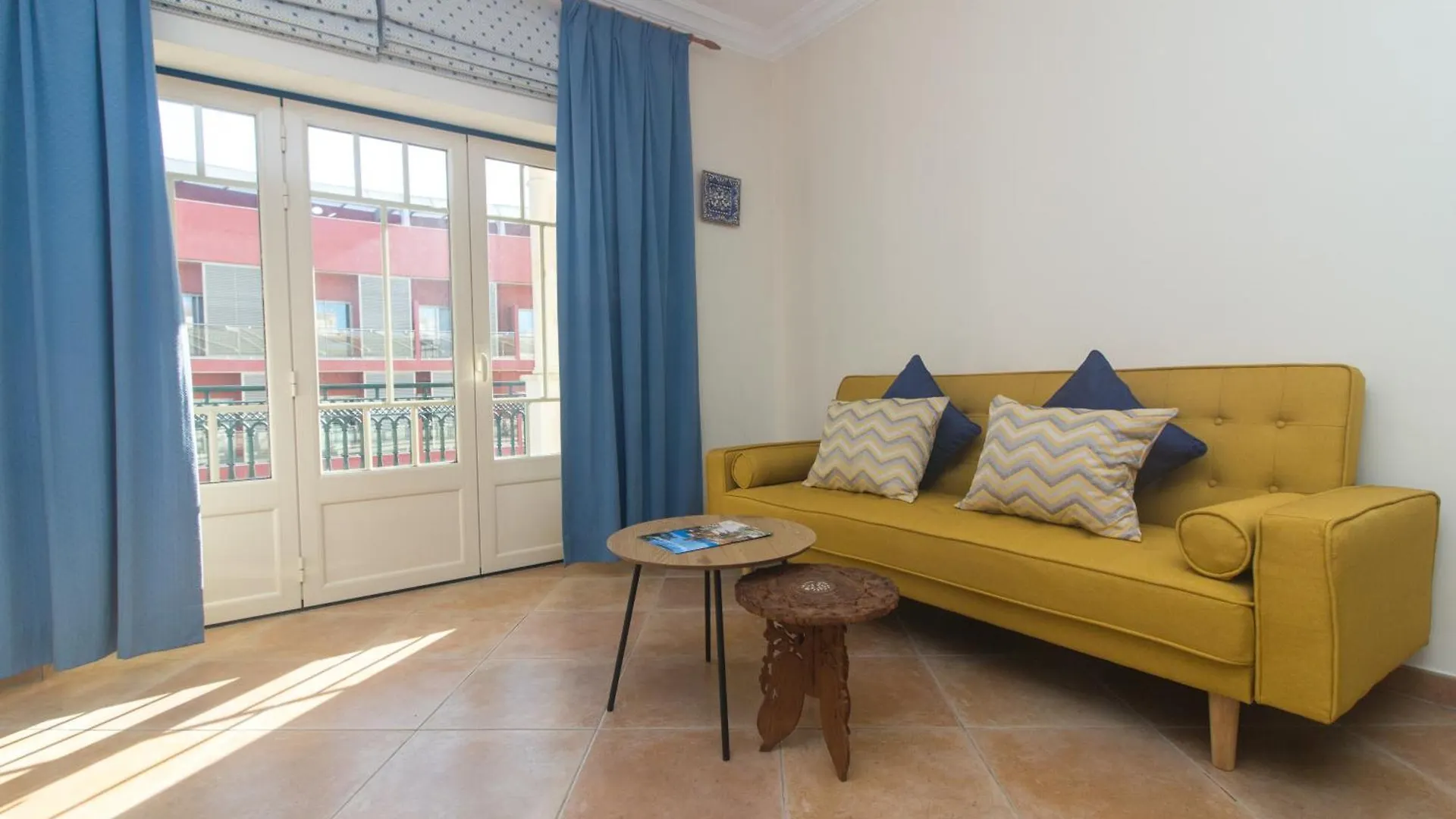 Oura Sunrise III Apartment - Sea View & Oura Beach & Top Location Albufeira